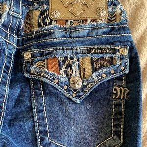 Miss Me Jeans size 25 Signature/ Skinny